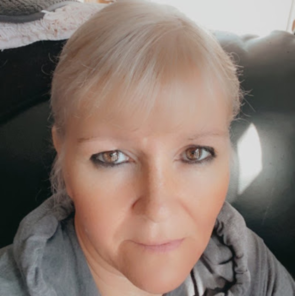 Meet your Posher, Cindy